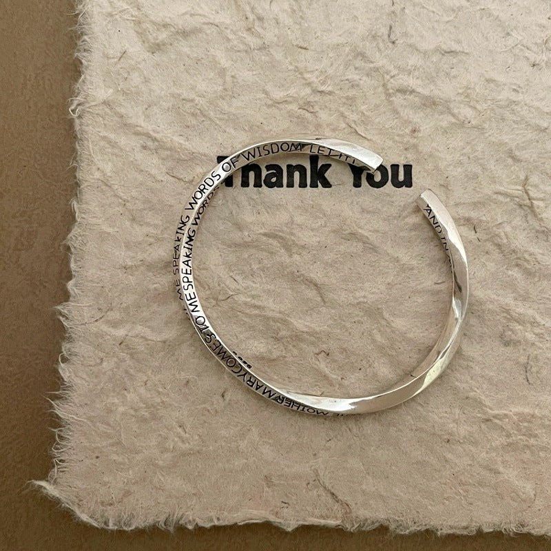 Justerbart minimalistisk 925S sølv armbånd med teksten 'Let It Be' - Lilla Villa