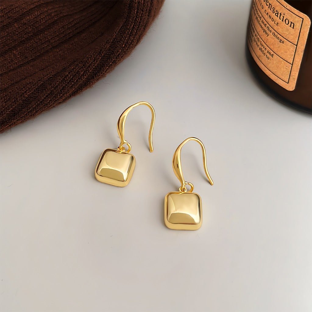 Kvadratisk Blank Øreringe – 18K Forgyldt Design med Moderne Minimalistisk Look - Lilla Villa