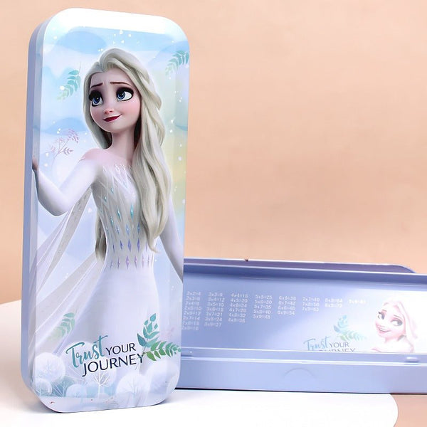 Lys blå Frozen penalhus med Elsa motiv og matematik - tabel - 2 Lag - Lilla Villa