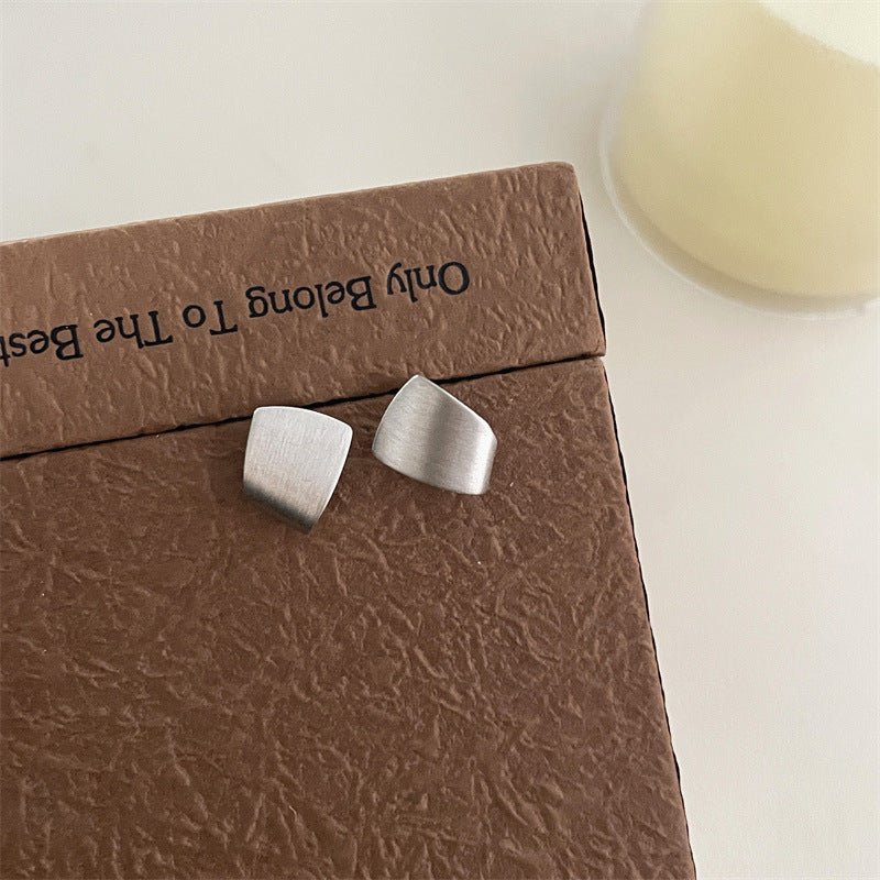 Mat Sølv Geometriske Øreringe – Elegant & Moderne Design - Lilla Villa