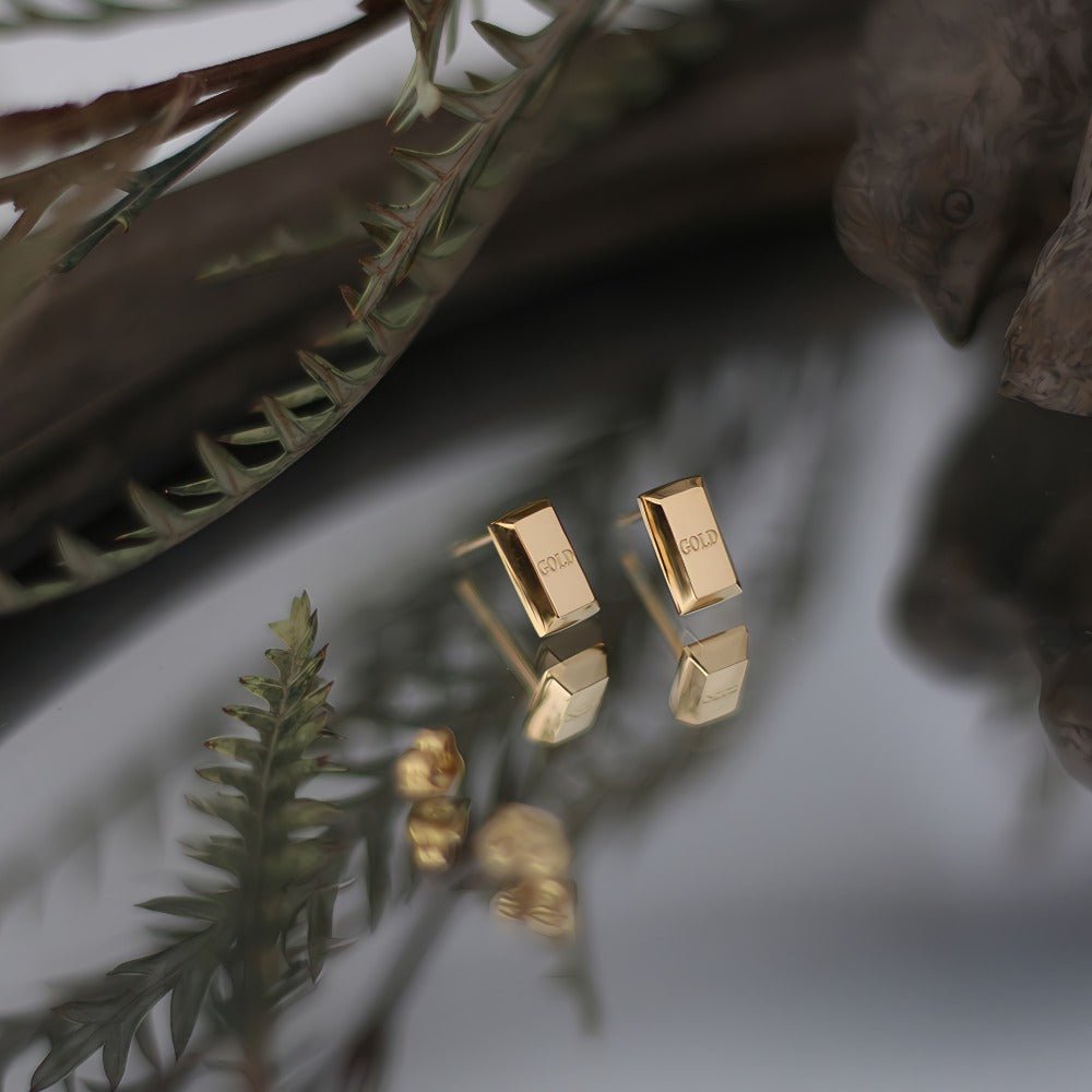 Mini Guldbarre Ørestikker i 18K Forgyldt 316L Titanium Stål – Eksklusivt og Stilfuldt Design - Lilla Villa