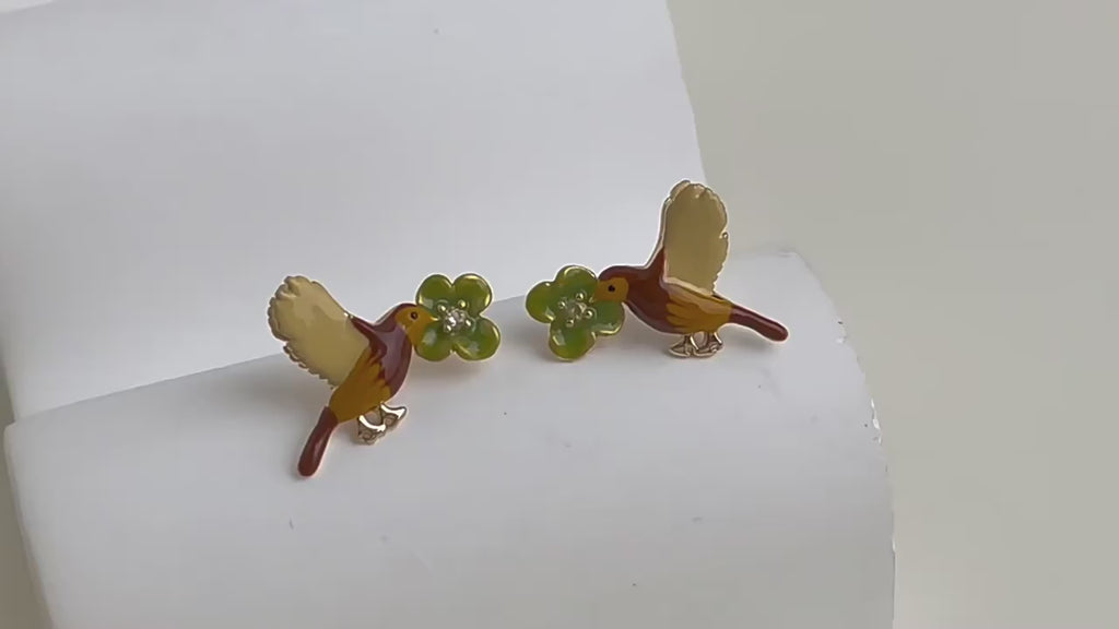 Fugl og Blomst Øreringe – 14K Forgyldt, S925 sølvnål & Håndlavet Emalje