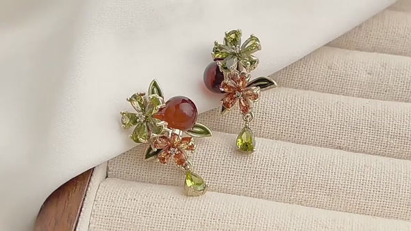 Kakiblomst Øreringe – Vintage Blomsterdesign med 14K Forgyldt & 925 Sølv Nål