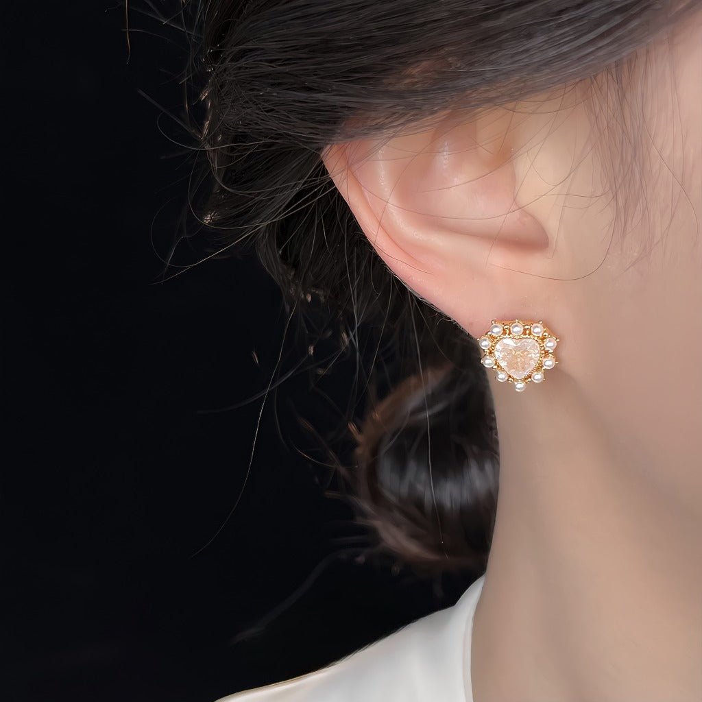 Romantiske Hjerteformede Perle Øreringe – 14K Forgyldt & 925 Sølv Nål - Lilla Villa