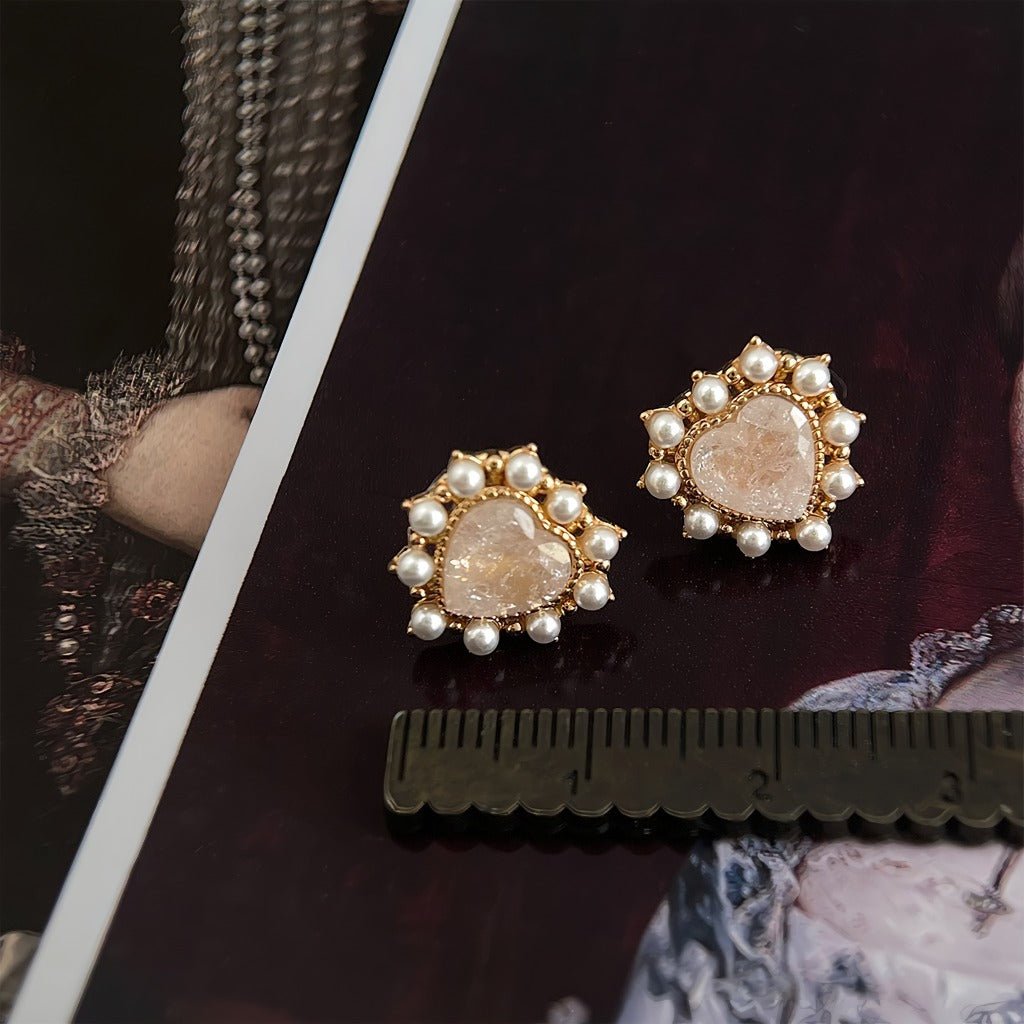 Romantiske Hjerteformede Perle Øreringe – 14K Forgyldt & 925 Sølv Nål - Lilla Villa