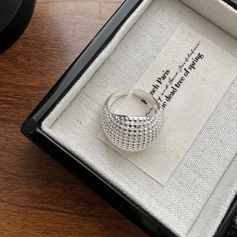 S925 Sterlingsølv Dome Justerbar Ring – Elegant Design med Struktur og Volumen - Lilla Villa