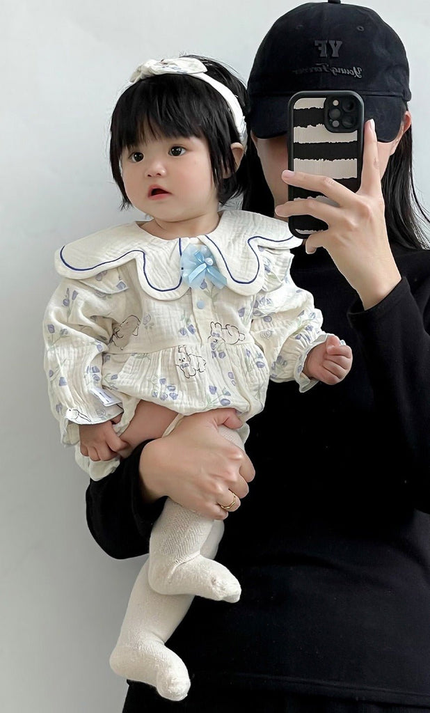 Søde baby body med blomstermønster og hårbånd (0 - 18 mdr.) - Lilla Villa
