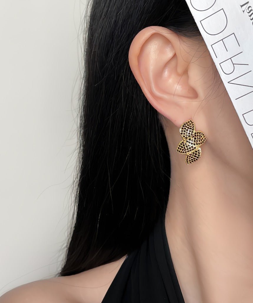 Sort Krystal Blad Øreringe – 14K Forgyldt & 925 Sølv Nål Design - Lilla Villa