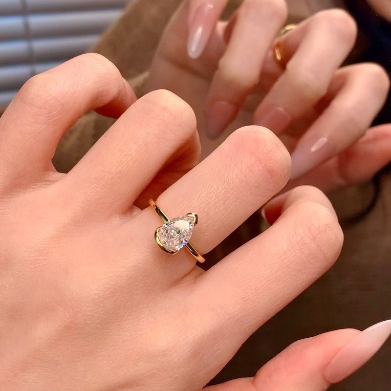 Tåreformet Zirkonia Ring i 925 Sterling Sølv med 14K Forgyldning - Lilla Villa