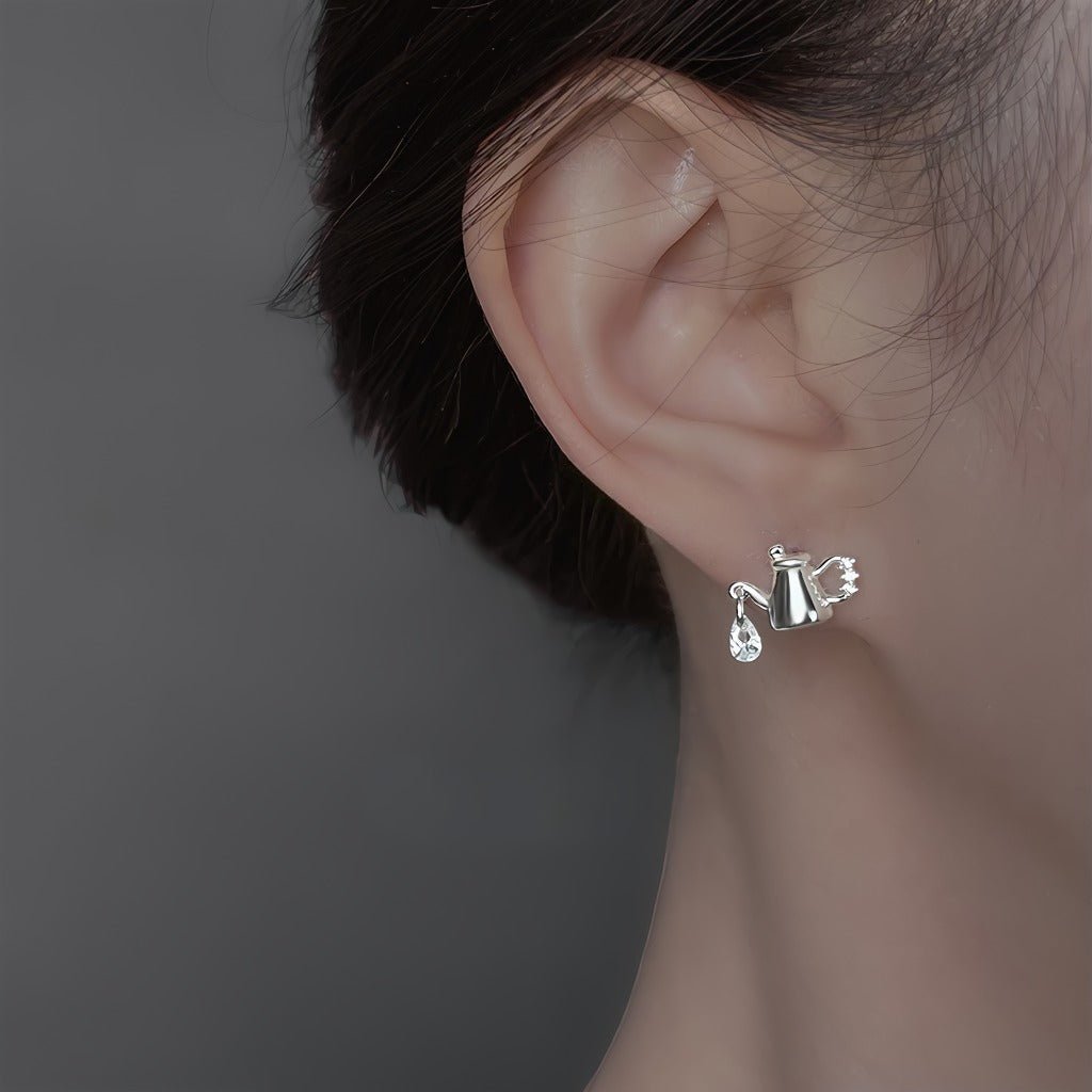 Vandkande Øreringe – Forgyldt Sølvlook & 925 Sølv Nål - Lilla Villa