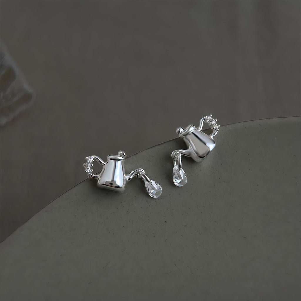 Vandkande Øreringe – Forgyldt Sølvlook & 925 Sølv Nål - Lilla Villa